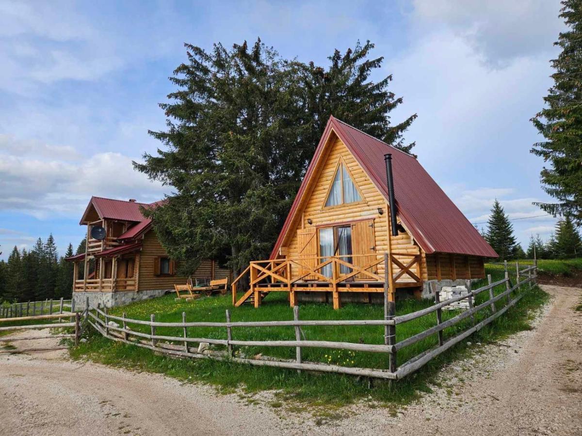 Aleksa's Brvnara Zabljak (Zabljak)